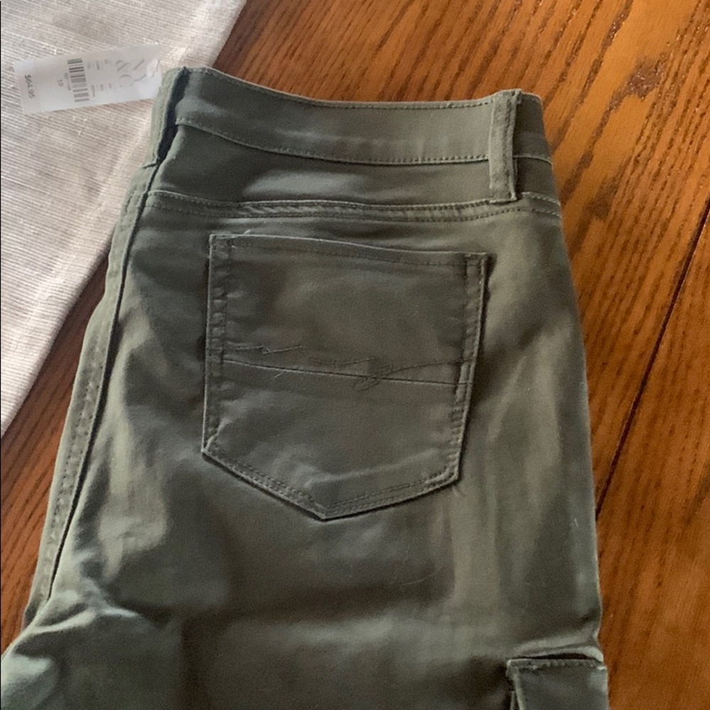 NY & CO cargo pants